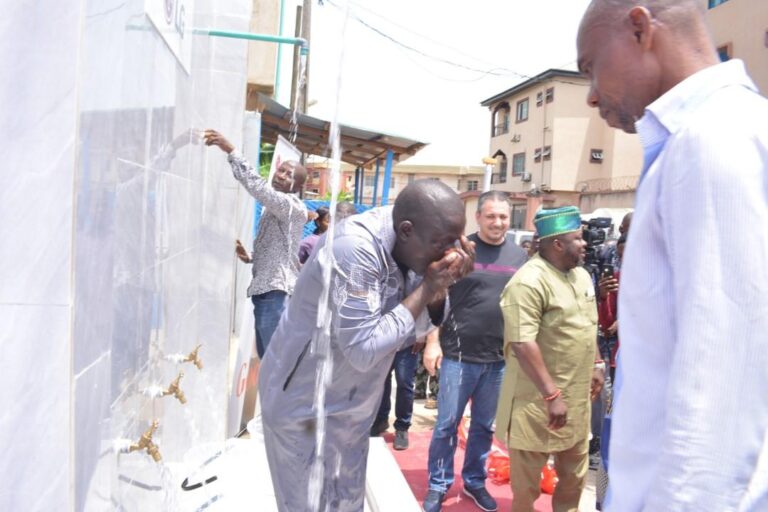 LG Electronics donates Solar-Powered Borehole to Lagos Community